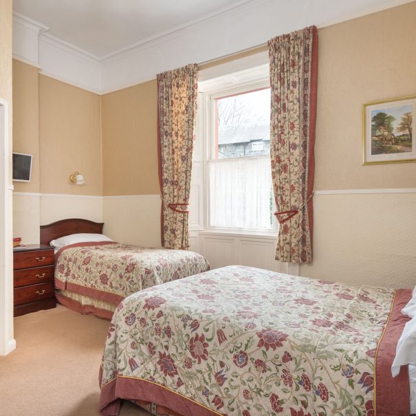 Acorn House Hotel Twin Room